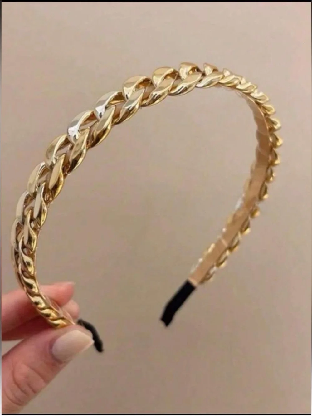 Gold Chain-Link Headband - Women's Fashion Accessory